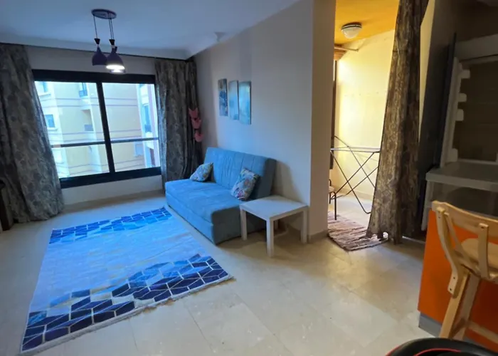 Esplanada Flat With Free Beach, No Single Men Хургада