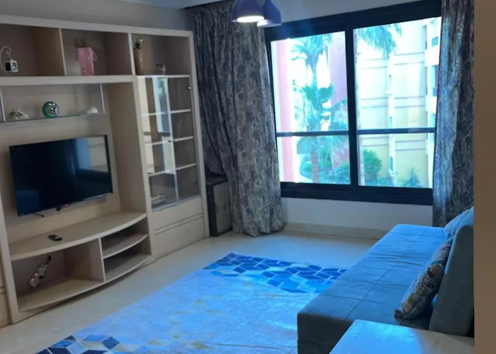 Esplanada Flat With Free Beach, No Single Men Хургада